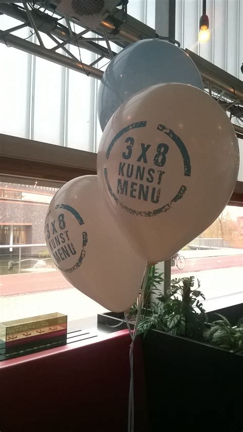 ballonnen bedrukken met helium.